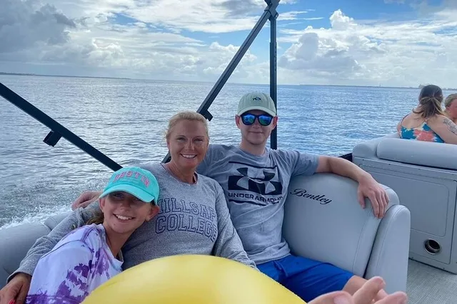 Fort Walton Beach Pontoon Boat Rental - Image 1