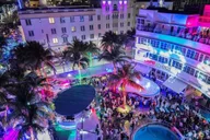Miami Pub Crawl and Clubbing Experience thumbnail 1