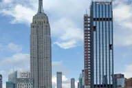 New York Manhattan Guided Bus Tour thumbnail 1