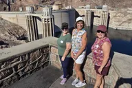 Las Vegas Hoover Dam Walking Tour with Seven Magic Mountains thumbnail 6