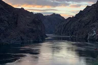 Las Vegas Neon Kayak Tour at Sunset thumbnail 2