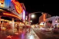 Hollywood Hard Rock Cafe Dining Experience thumbnail 1