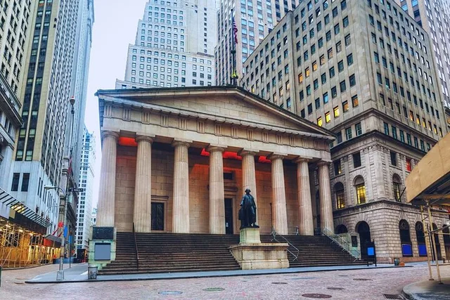 New York City Financial District Walking Tour - Image 2