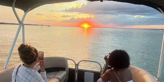 Destin Harbor Boat Ride - Image 6