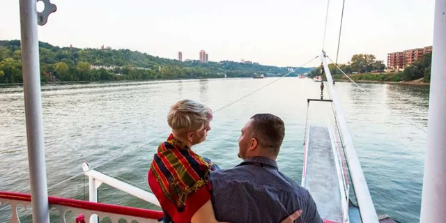 Cincinnati Dixieland Jazz Brunch Cruise - Image 3