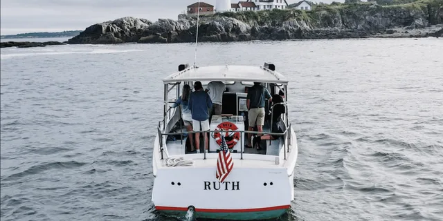 Portland Casco Bay Lighthouse Cruise 1.5 hr - Image 2