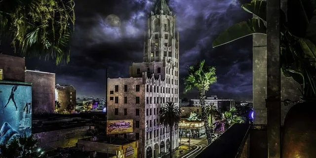 Los Angeles Haunted Pub Crawl - Image 2