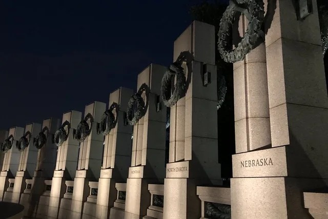 Washington D.C. Night Tour - Image 5