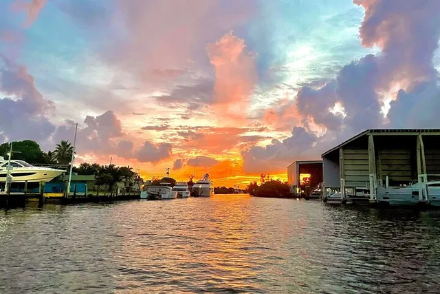Fort Lauderdale Private Boat Tour 1 hr - Image 4