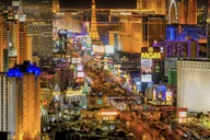 Las Vegas Club Crawl with Party Bus thumbnail 5