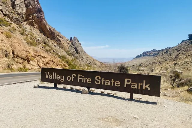 Las Vegas Valley of Fire Guided Tour - Image 3