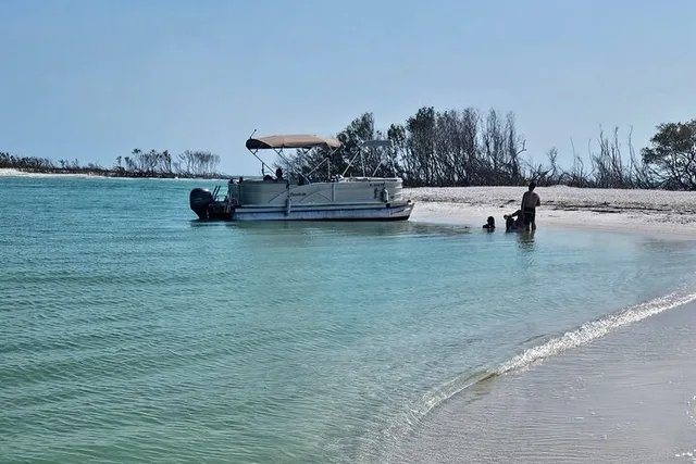 St. Petersburg Island and Sandbar Excursion - Image 3