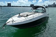 Miami Yacht Rental in the Bay 2 or 4 Hours thumbnail 1