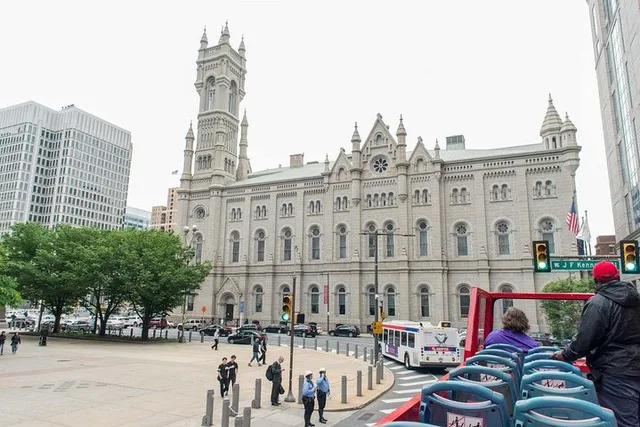 Philadelphia Hop-On Hop-Off Bus Tour - Image 5