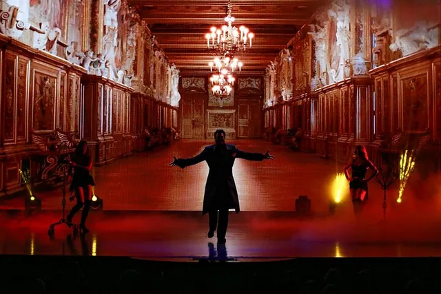 Branson Illusionist Show at Mansion of Dreams 2 hr - Image 5