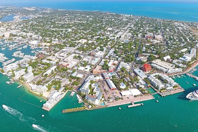 Key West Harbor Cruise Private Boat Tour - Image 6