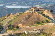 Los Angeles Helicopter Tour: Coast and Canyons 35 Min thumbnail 3
