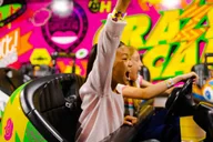 Bloomington Nickelodeon Universe Unlimited Ride Pass thumbnail 3