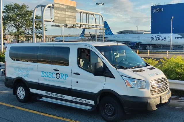 New York City Private Airport Shuttle - Image 4