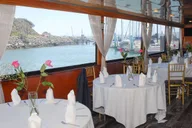 San Francisco Empress Yacht Fireworks Party Cruise 3 hr thumbnail 5