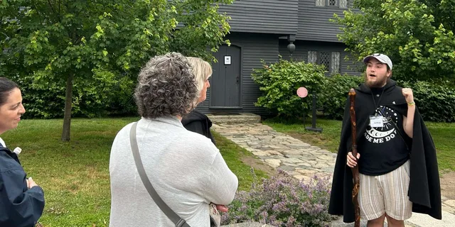 Salem Witchcraft and History Tour - Image 3