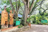 Oahu Island Sightseeing and Food Tour thumbnail 4