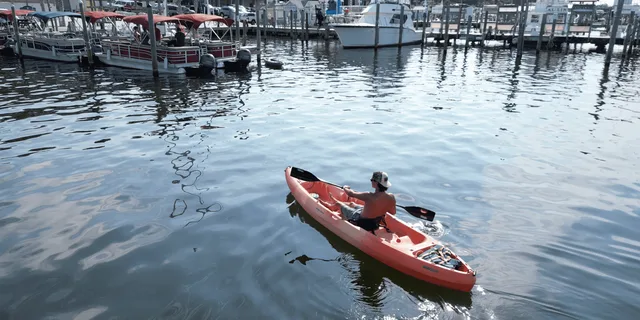 Destin Harbor Kayak Rental - Image 2