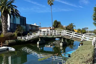 Venice Walking Tour of Boardwalk & Canals