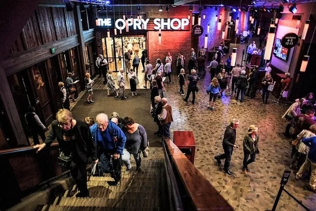 Nashville Grand Ole Opry Experience with Lounge Access - Image 5