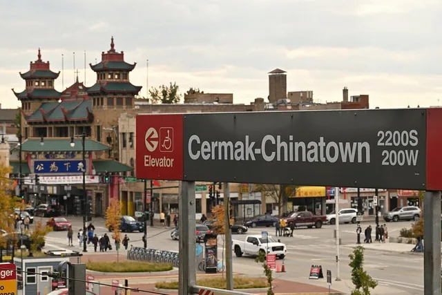 Chicago Chinatown Outdoor Escape Game - Image 4