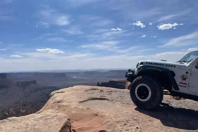 Moab 4x4 Guided Jeep Experience - Image 6