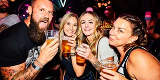 Las Vegas Bar Crawl on Fremont Street 5 hr