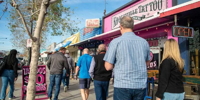 Las Vegas Craft Beer Walking Tour - Image 2