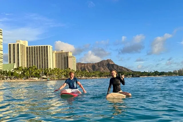Waikiki Surf Lesson with Female Instructor 90 min - Image 3