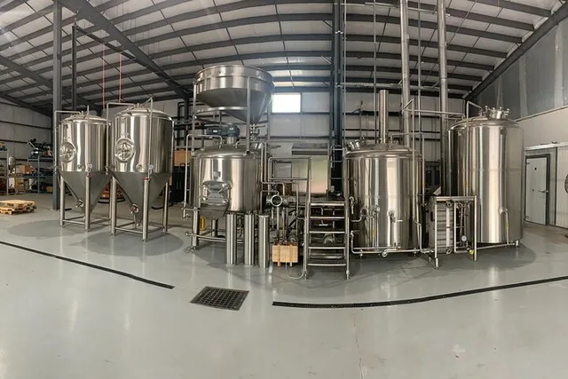 Long Island Brewery Tour - Image 2