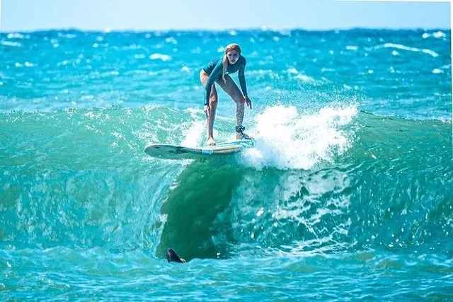 Oahu Surf Lesson with Local Big Wave Rider 90 min - Image 4