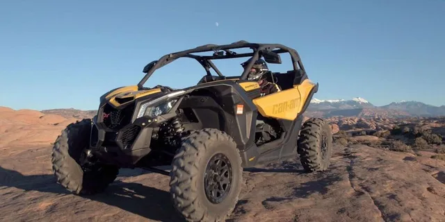 Moab Hell's Revenge UTV Sunset Tour 2.5 hr - Image 2