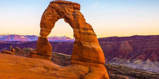 Moab Arches National Park Morning Adventure - Image 4