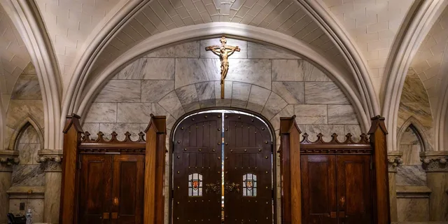 New York St. Patrick's Cathedral Self-Guided Tour - Image 6