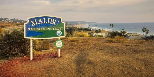 Los Angeles Malibu Private Day Tour - Image 4