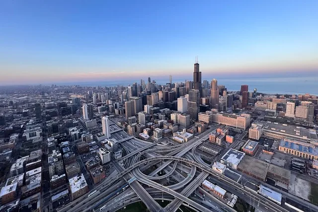 Chicago Helicopter Tour 15 Min - Image 3