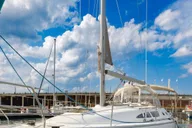 Chicago Sailboat Charter with Captain 3 hr thumbnail 3
