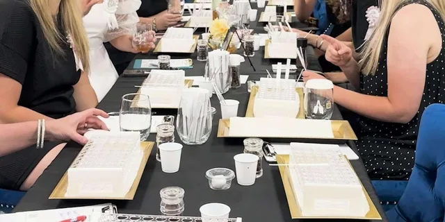Nashville Custom Cologne and Perfume Experience - Image 4