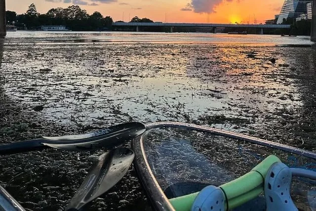 Austin Clear Kayak Tour at Lady Bird Lake - Image 4