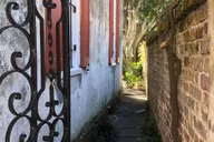 Charleston Ghost Tour in the Walled City 2 hr thumbnail 5