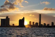 Miami Sunset Cruise Around Celebrity Mansions 60 min thumbnail 4