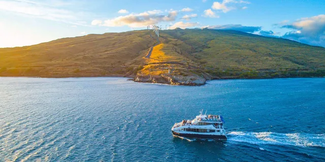 Maui Sunset Dinner Cruise - Image 2