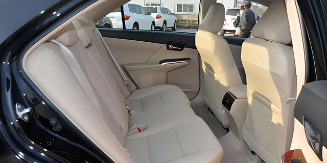 New York City Airport Transfer to Manhattan - Image 4