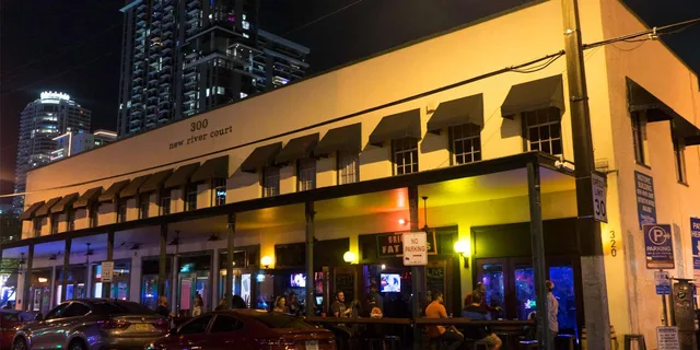 Fort Lauderdale Haunted Pub Crawl - Image 6