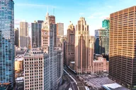Chicago Fashion Designers Shopping Tour with Stylist thumbnail 6